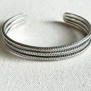 Lucky Brand Silver Tone Textured Cuff Bracelet